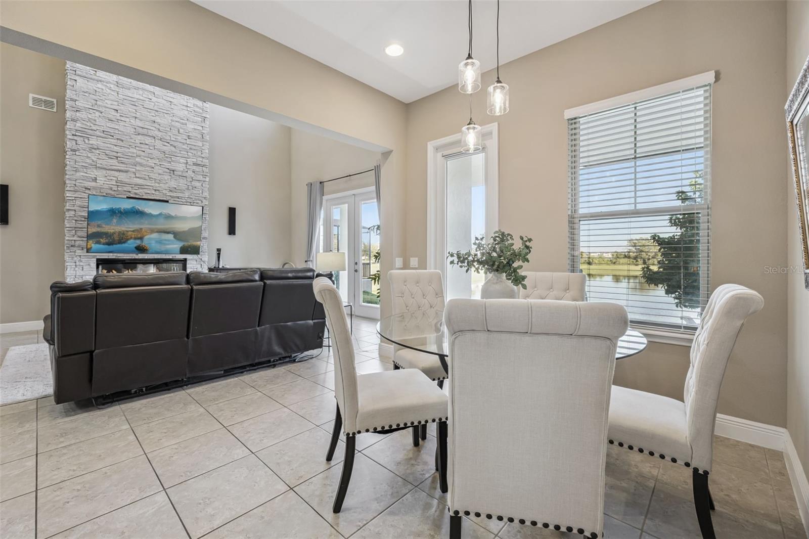 Image 15 of 96 For 9207 Busaco Park Way