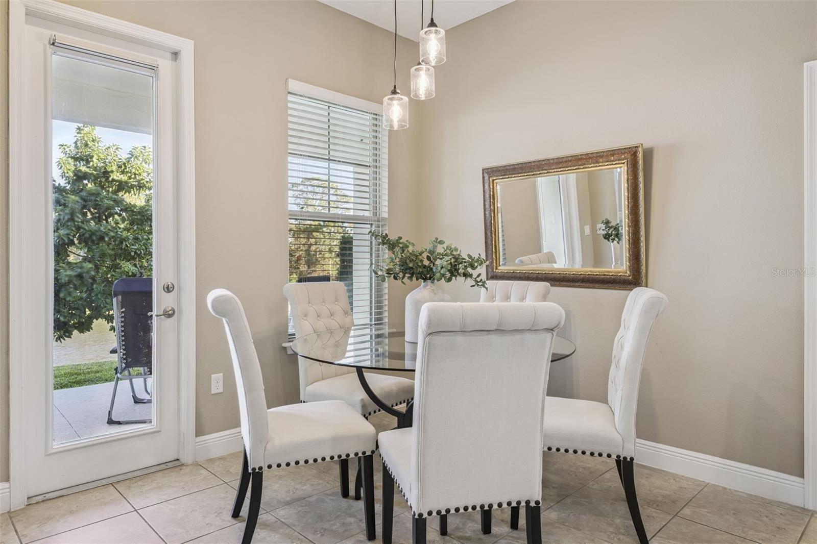 Image 16 of 96 For 9207 Busaco Park Way