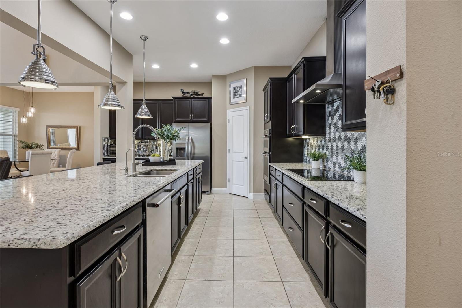 Image 21 of 96 For 9207 Busaco Park Way