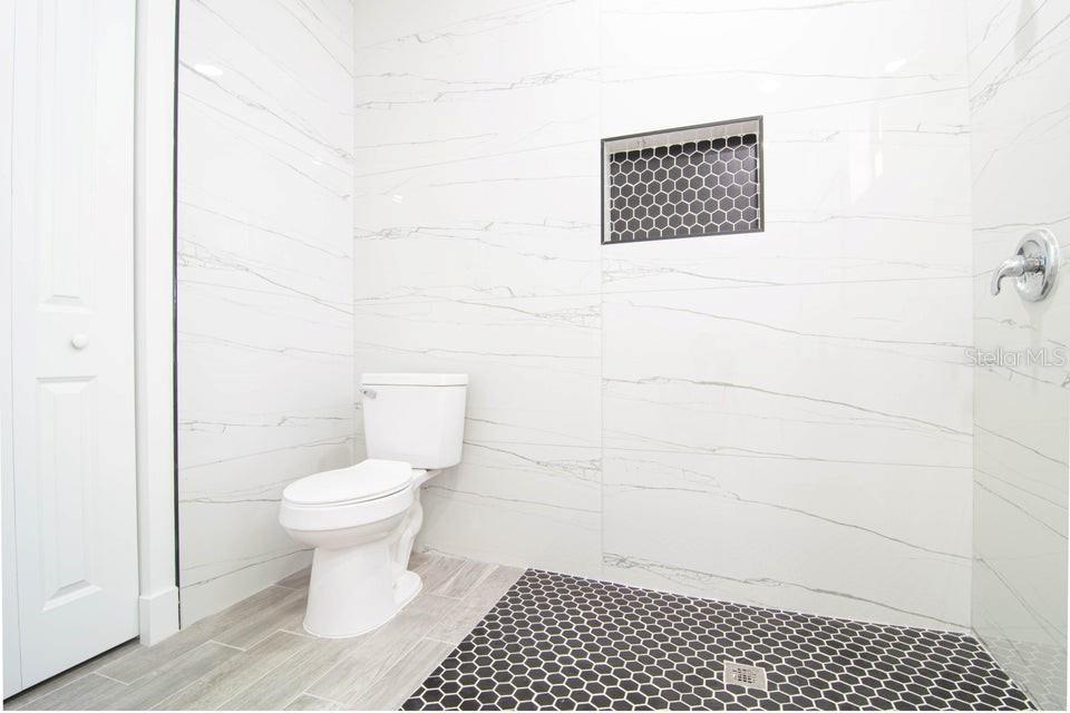 Image 22 of 32 For 8126 Thruso Road