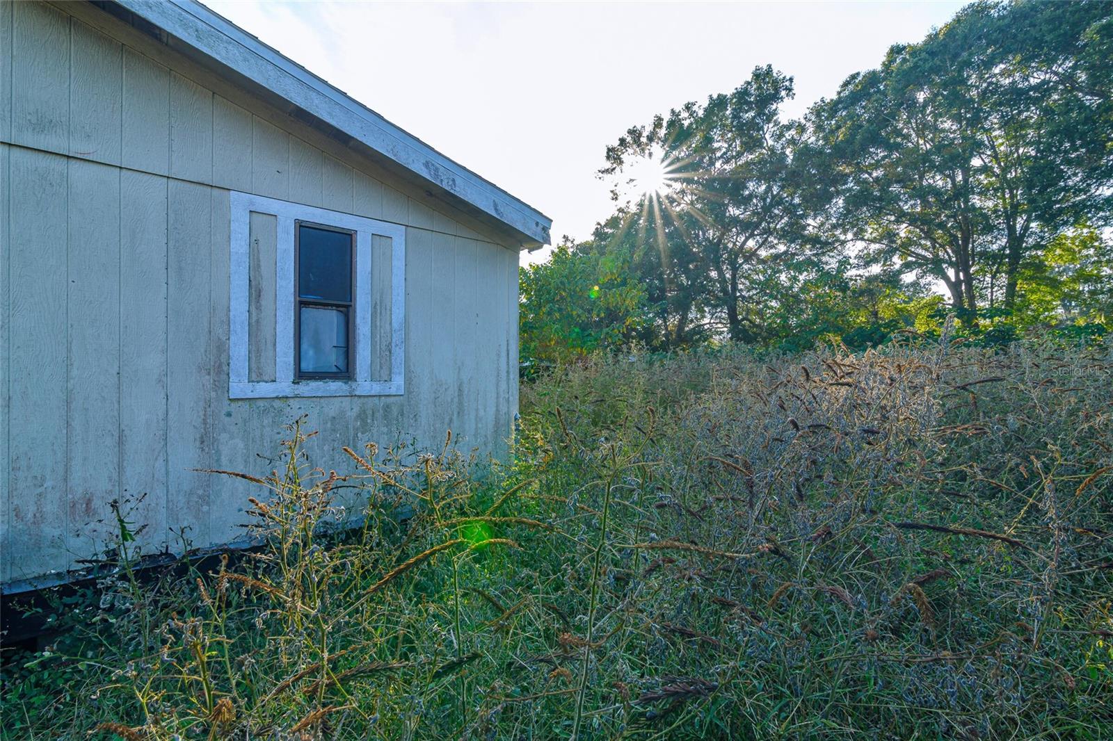 Image 16 of 51 For 13114 32nd Court