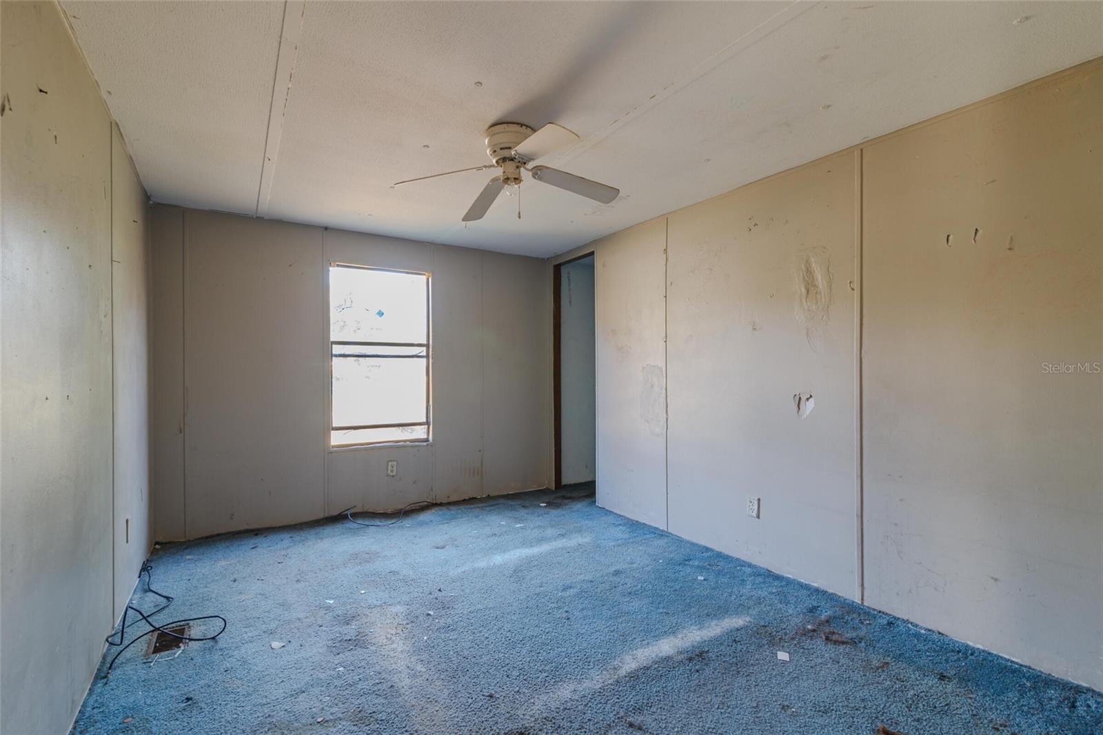 Image 22 of 51 For 13114 32nd Court