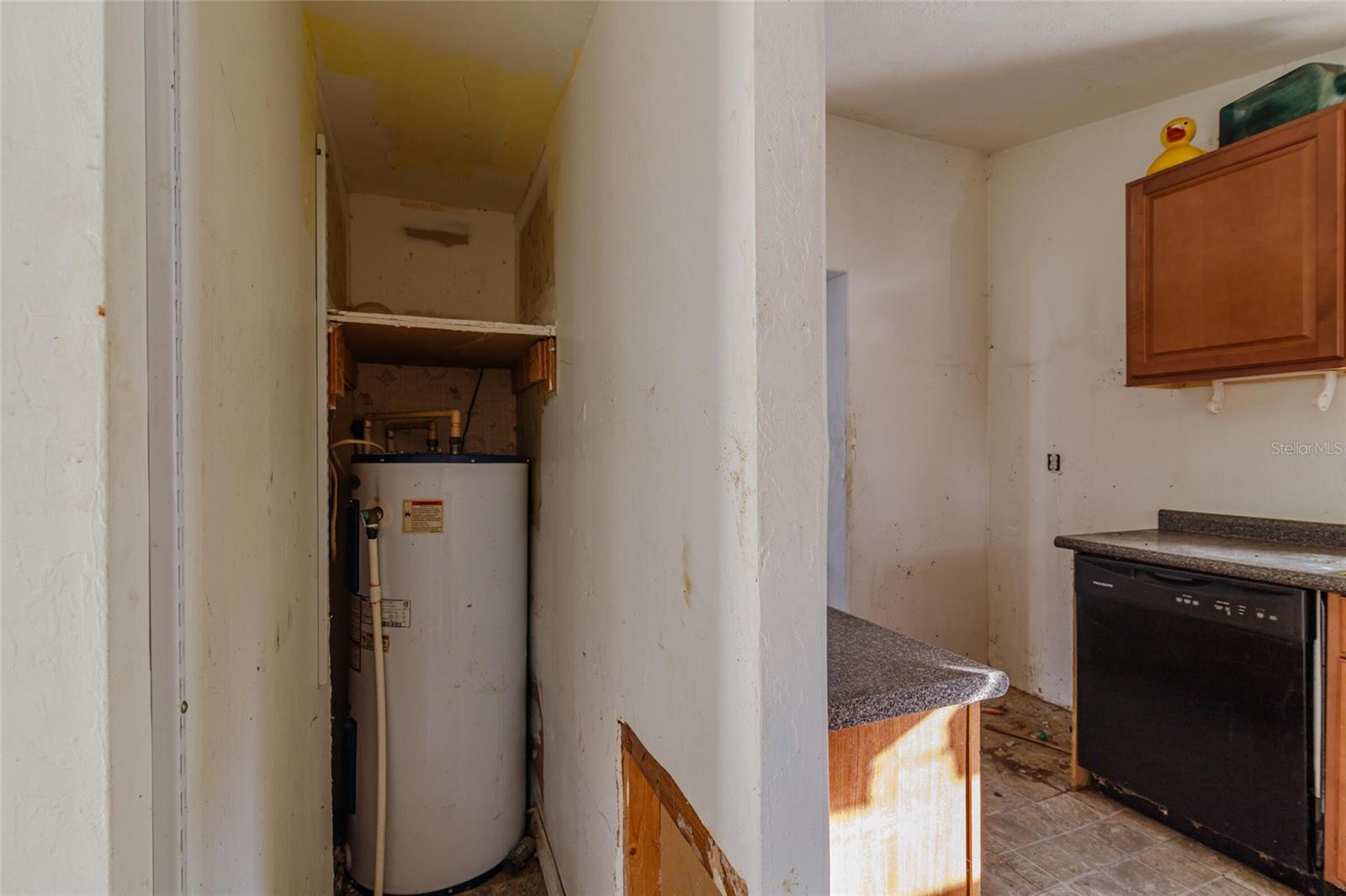 Image 30 of 51 For 13114 32nd Court