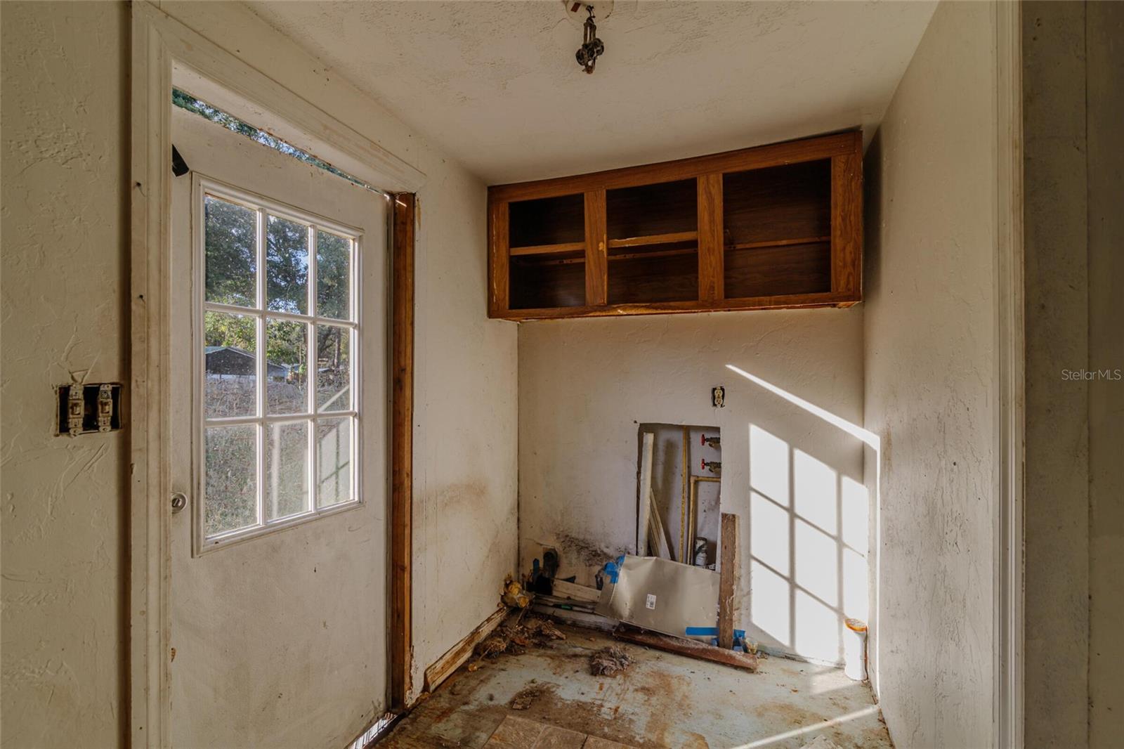 Image 32 of 51 For 13114 32nd Court