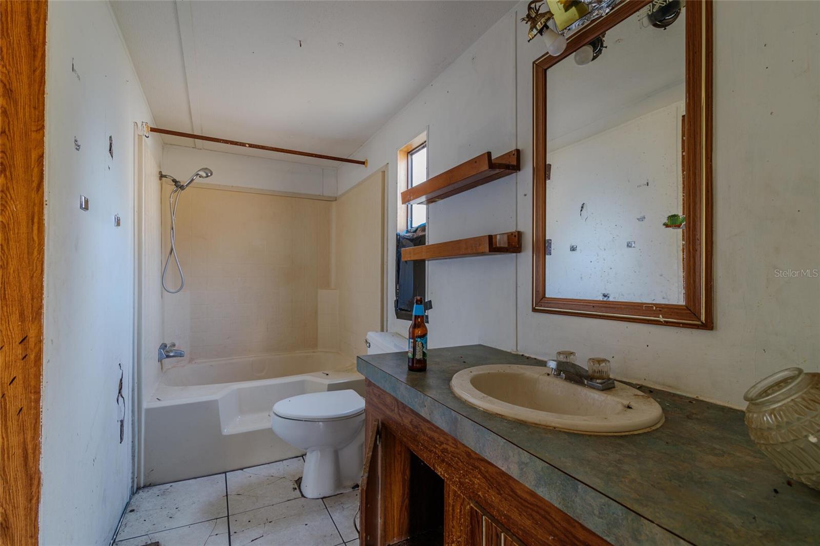 Image 38 of 51 For 13114 32nd Court