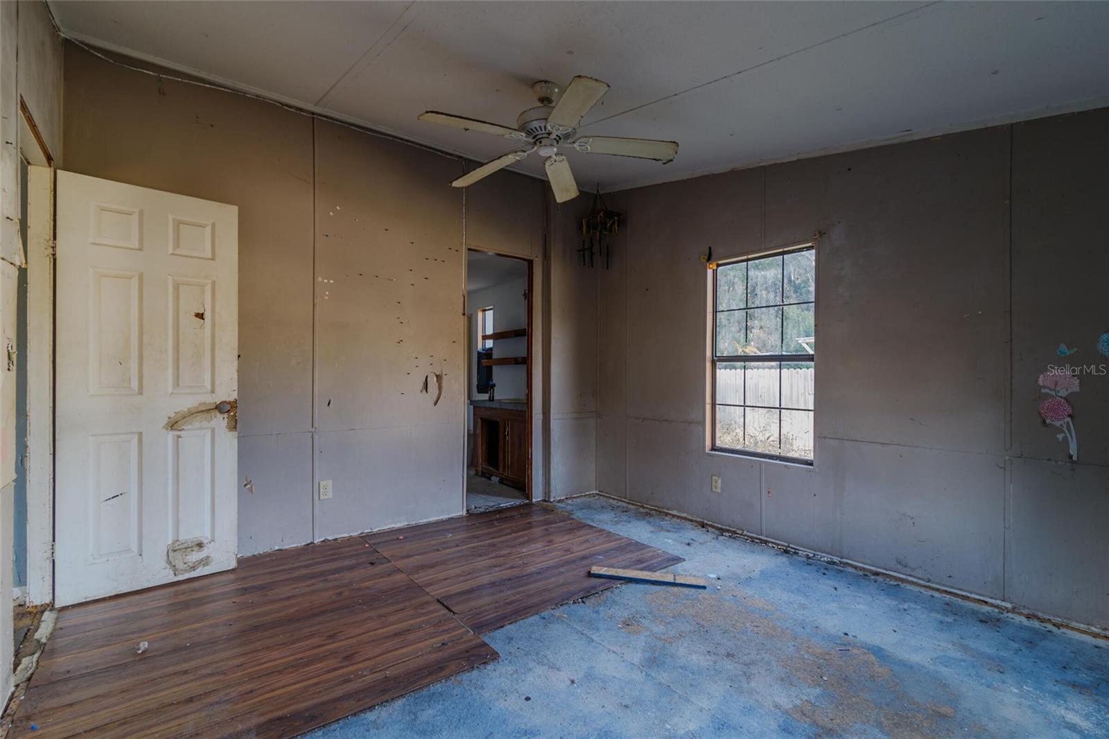 Image 41 of 51 For 13114 32nd Court