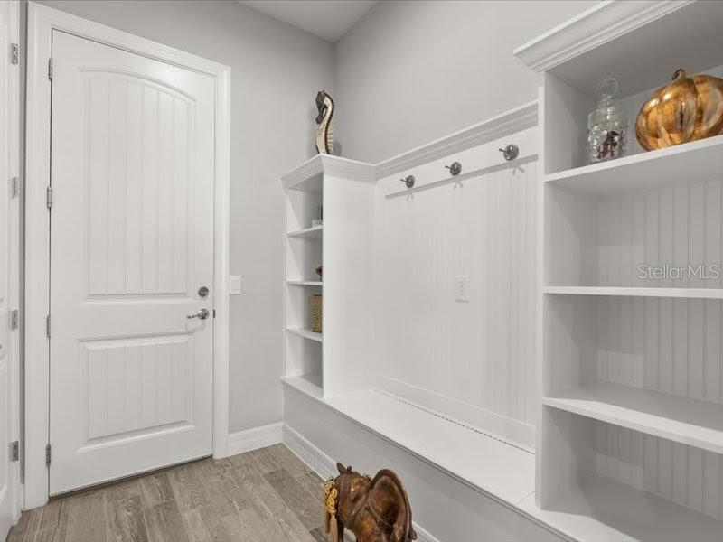 Image 32 of 66 For 11256 Lemon Lake Boulevard