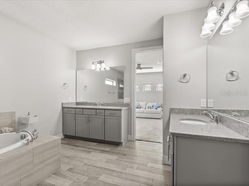 Image 41 of 66 For 11256 Lemon Lake Boulevard