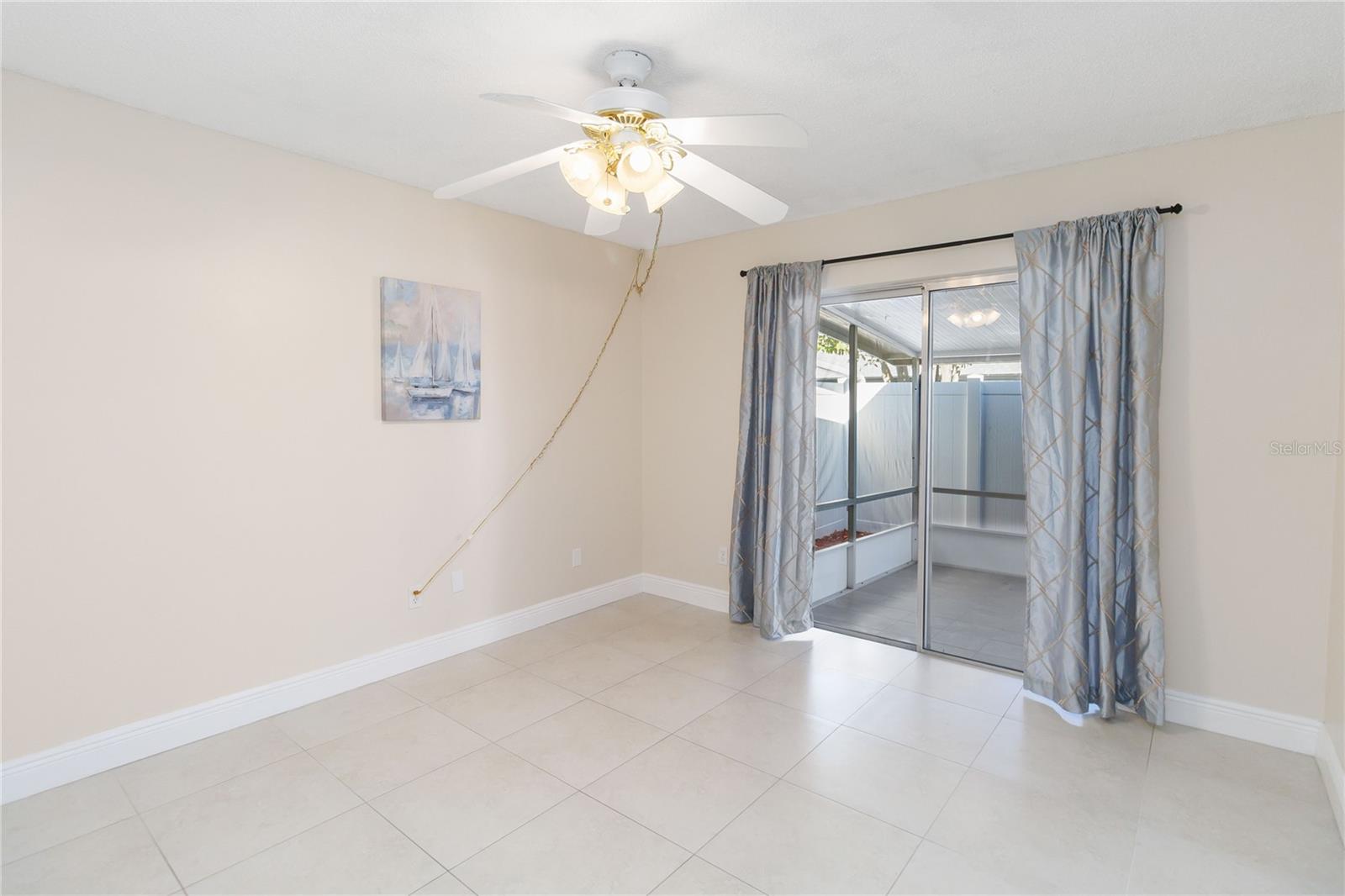 Image 20 of 40 For 613 Orange Tree Court 507