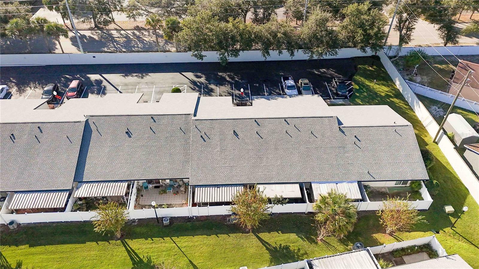 Image 34 of 40 For 613 Orange Tree Court 507