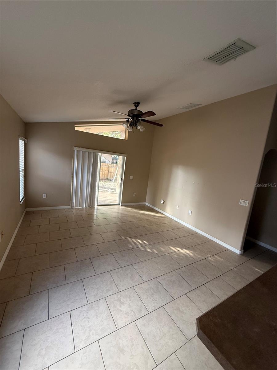 Image 10 of 19 For 3052 Wild Pepper Avenue