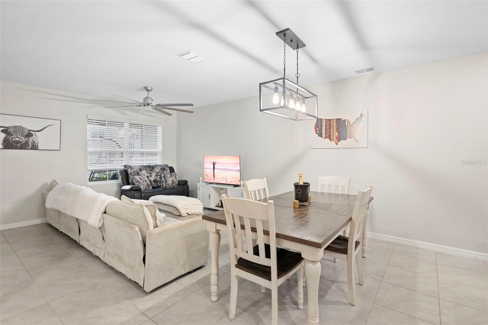 Image 18 of 36 For 635 Belgrove Street