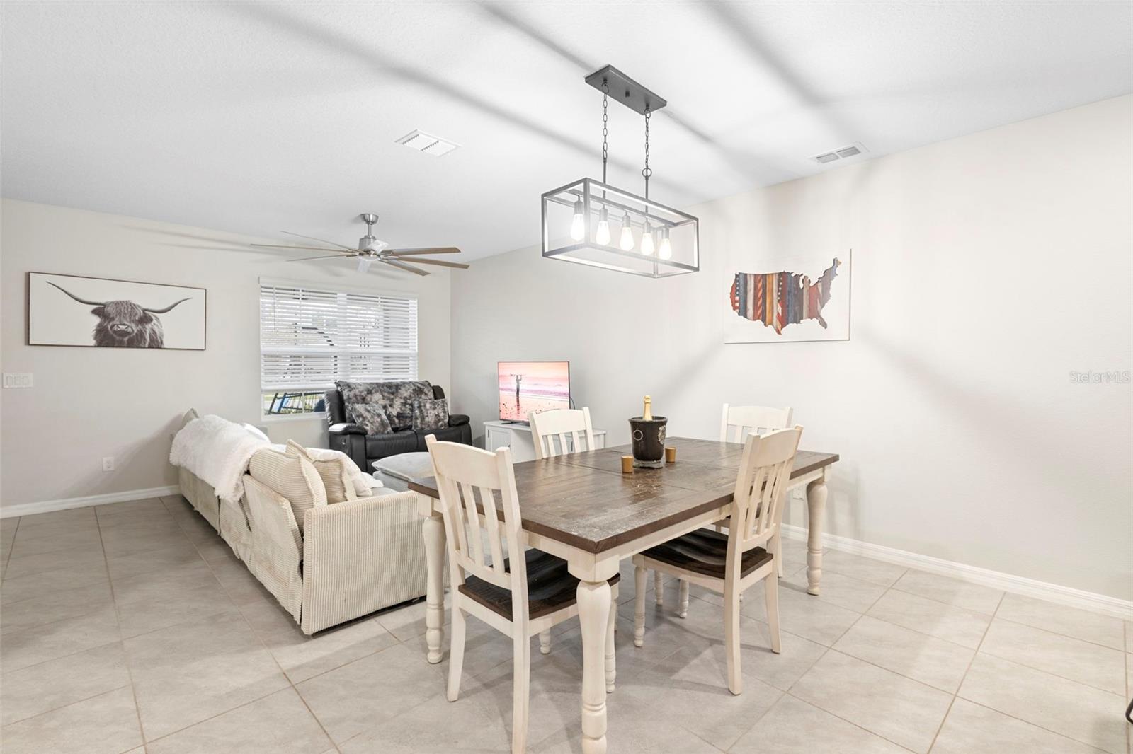 Image 19 of 36 For 635 Belgrove Street