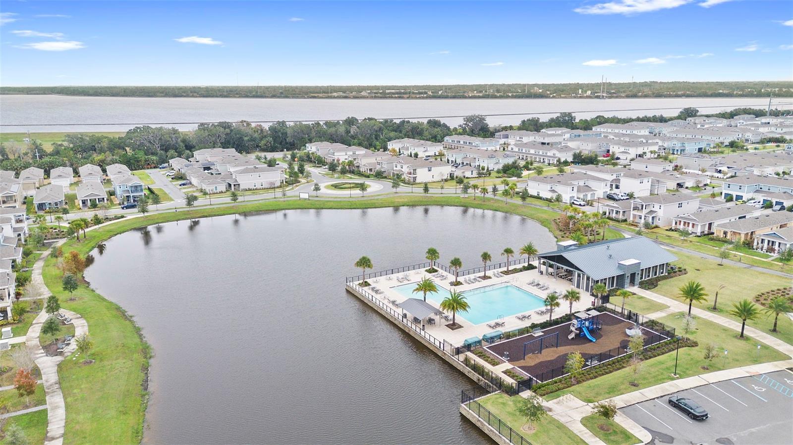 Image 31 of 36 For 635 Belgrove Street