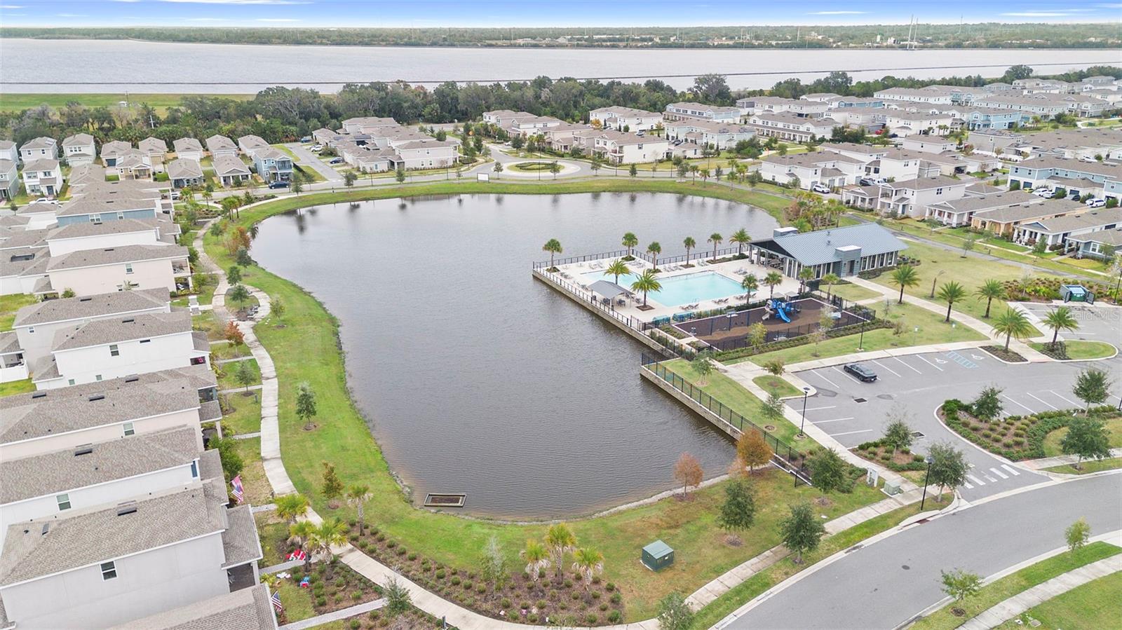 Image 32 of 36 For 635 Belgrove Street