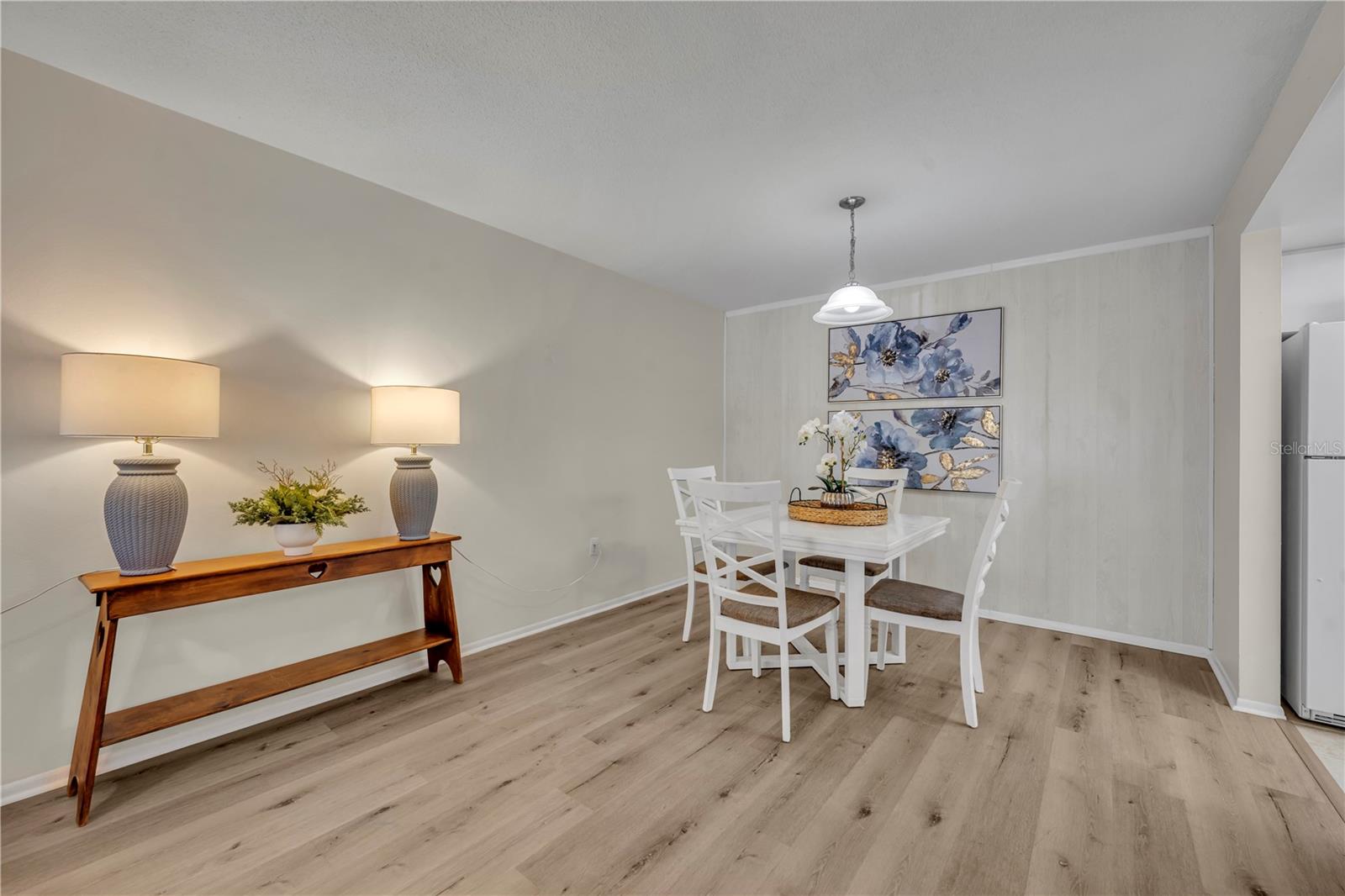 Image 5 of 15 For 221 Esplanade Way 105