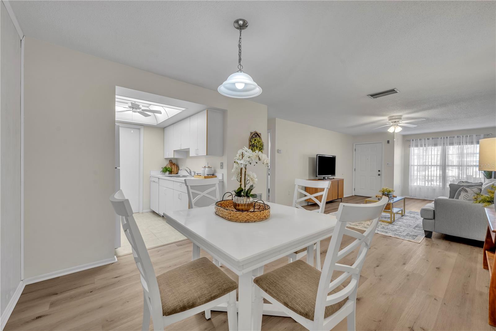 Image 6 of 15 For 221 Esplanade Way 105