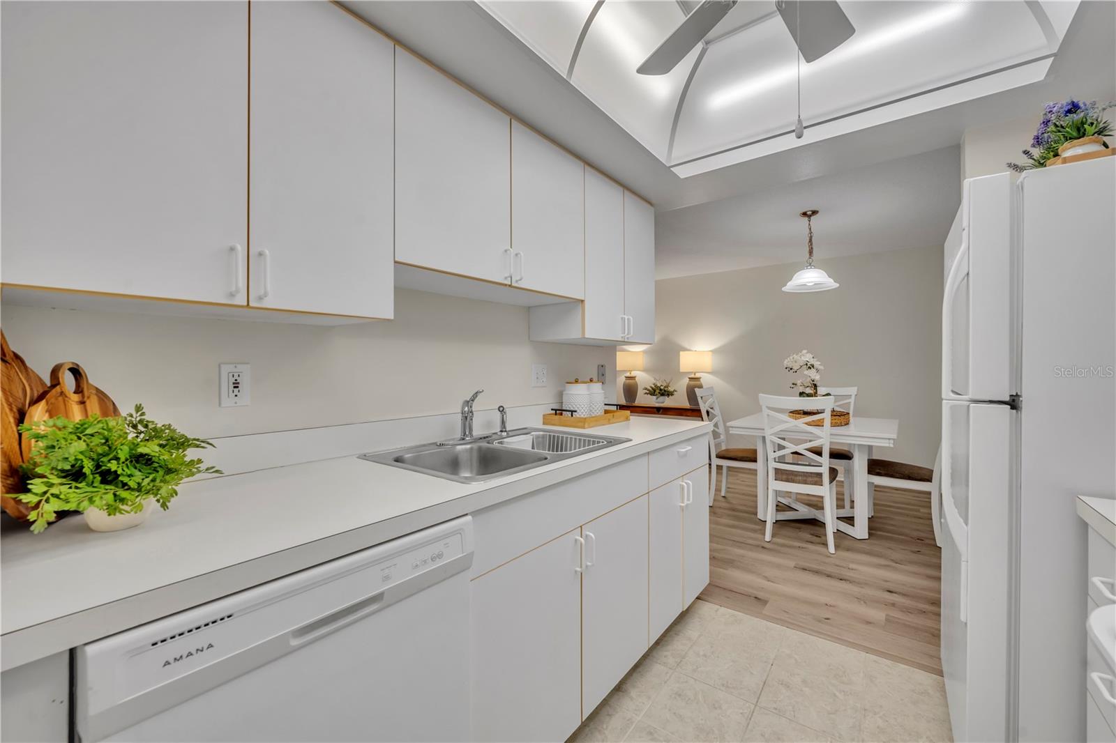 Image 9 of 15 For 221 Esplanade Way 105