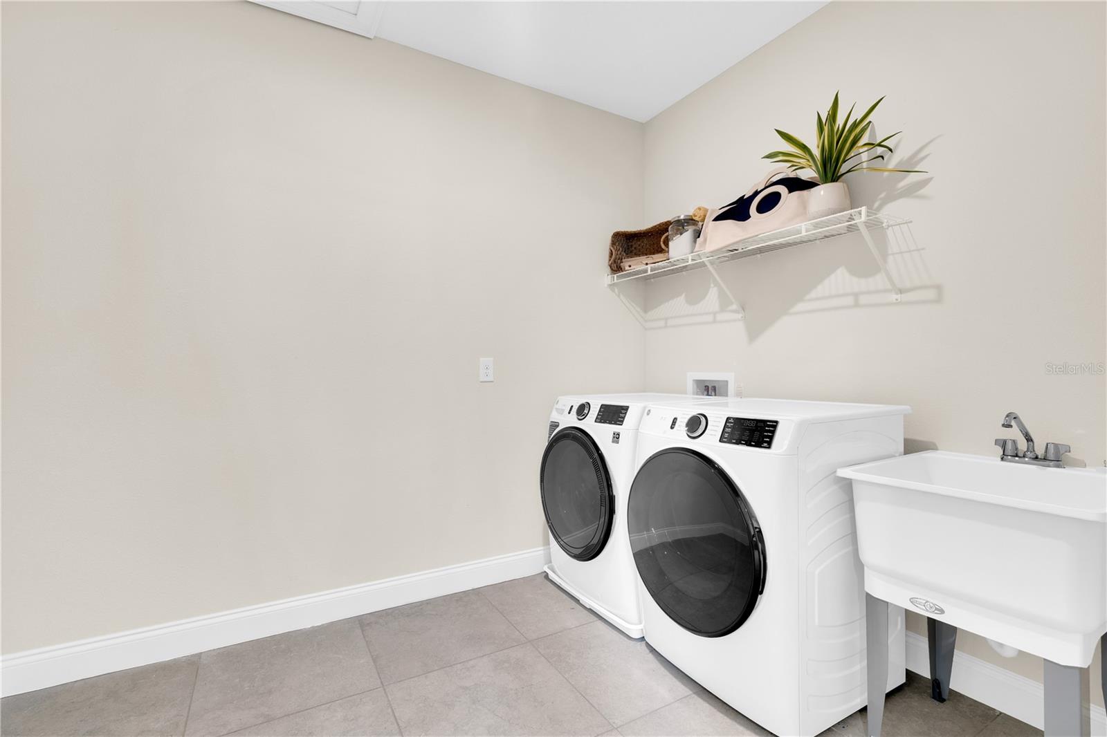 Image 54 of 71 For 13214 Dendy Way