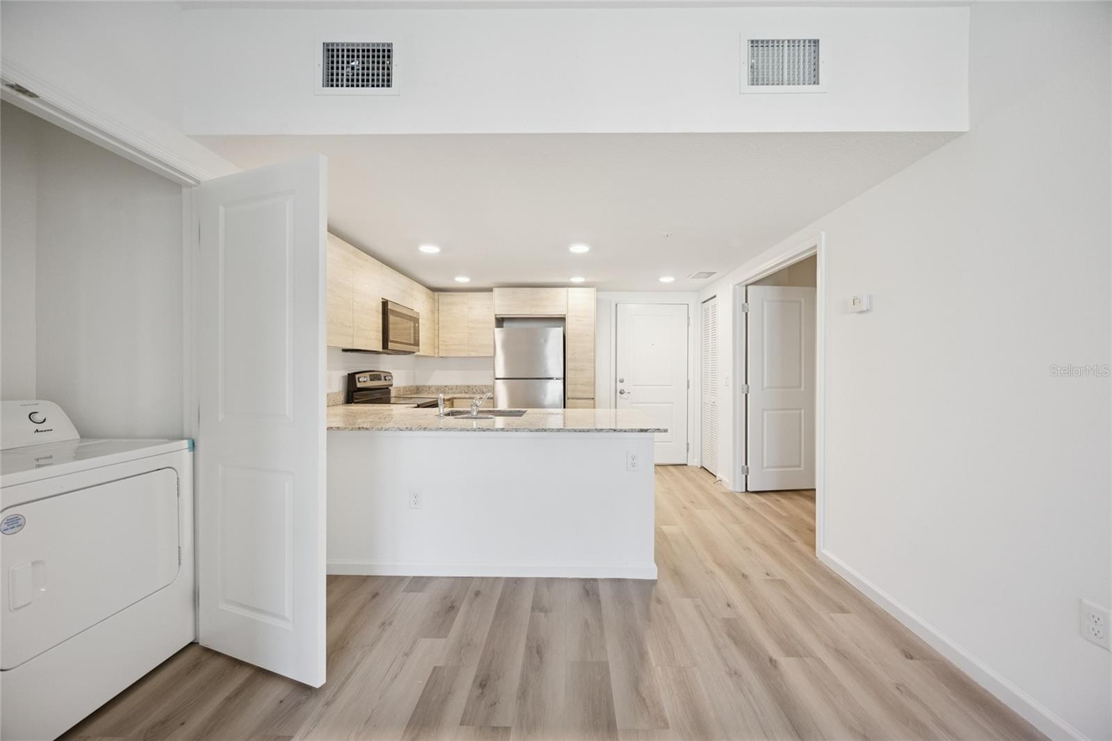 Image 5 of 25 For 1230 Southstation  214