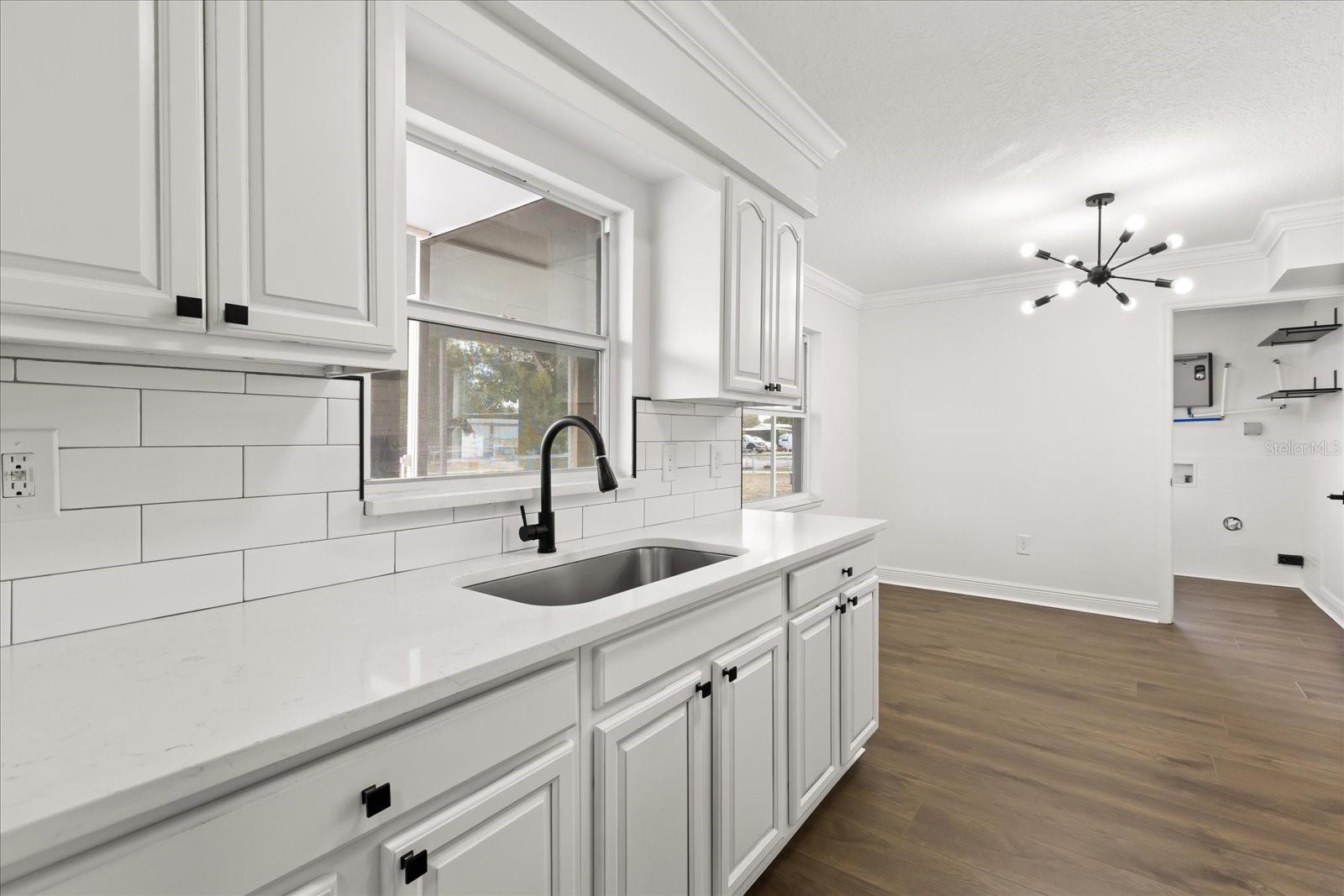 Image 7 of 20 For 1514 Lady Avenue