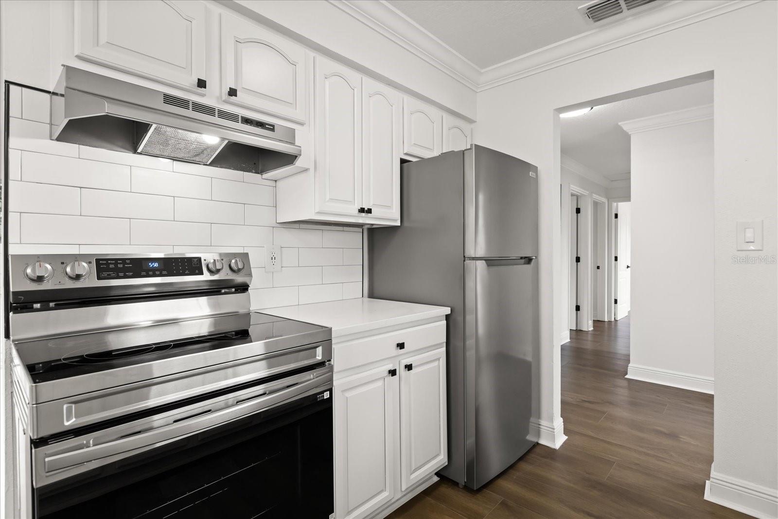 Image 8 of 20 For 1514 Lady Avenue