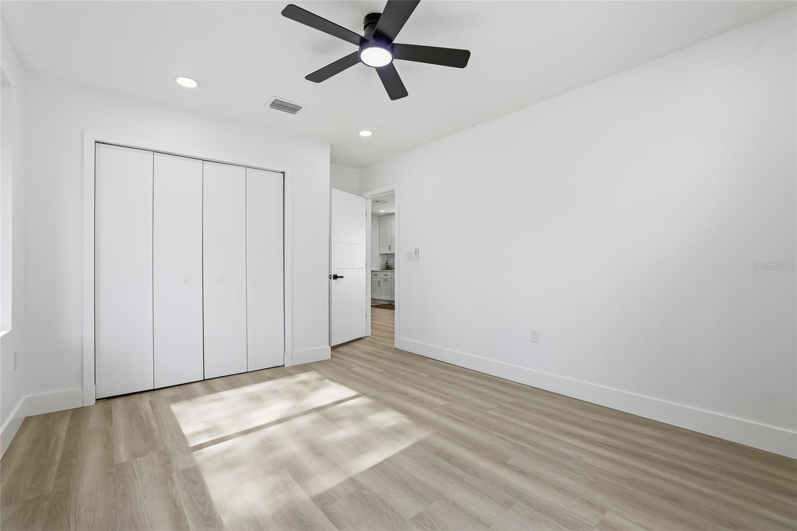 Image 30 of 51 For 2815 Bay Haven Drive