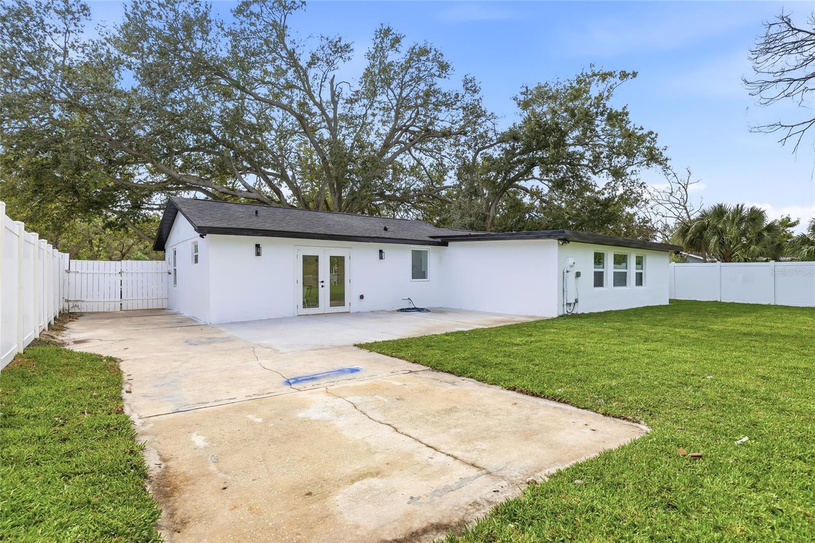 Image 37 of 51 For 2815 Bay Haven Drive