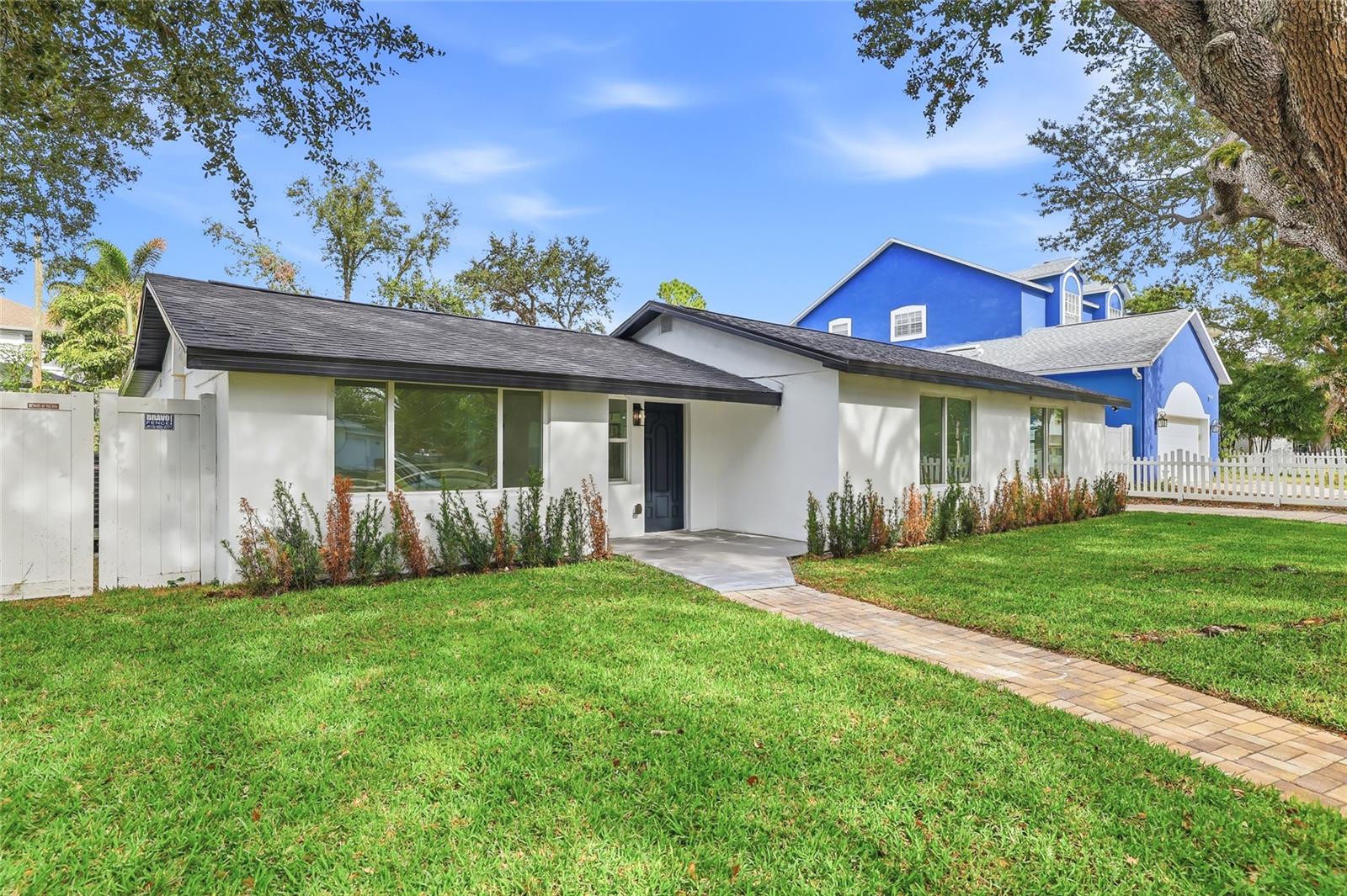 Image 6 of 51 For 2815 Bay Haven Drive