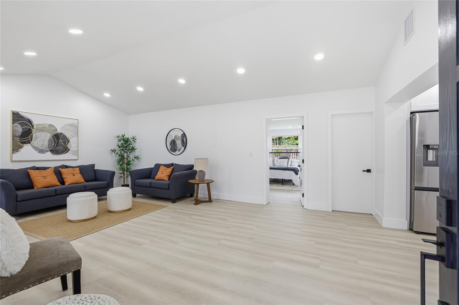 Image 8 of 51 For 2815 Bay Haven Drive