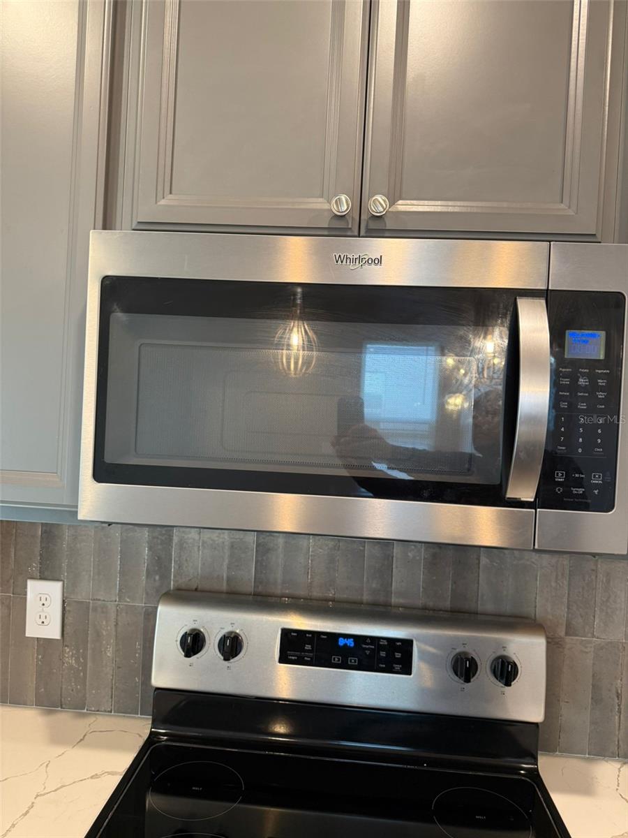 Image 11 of 21 For 12055 Bracco Street