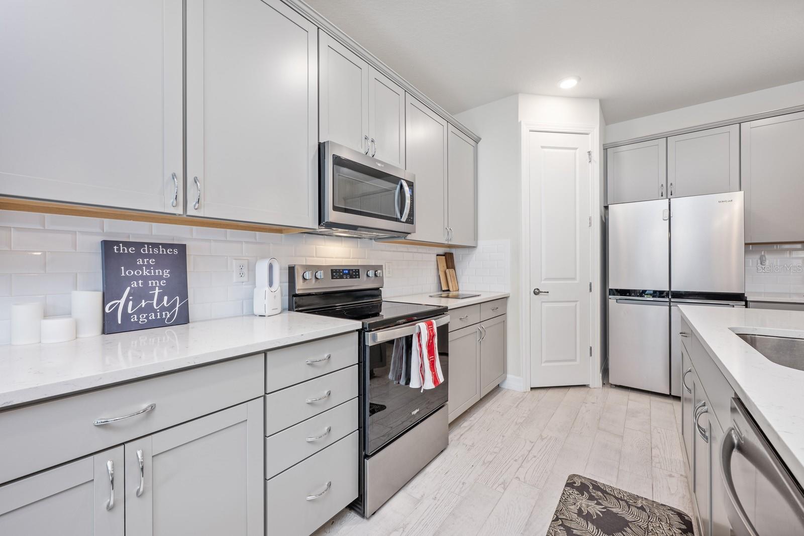 Image 11 of 52 For 2713 Hilltop Loop