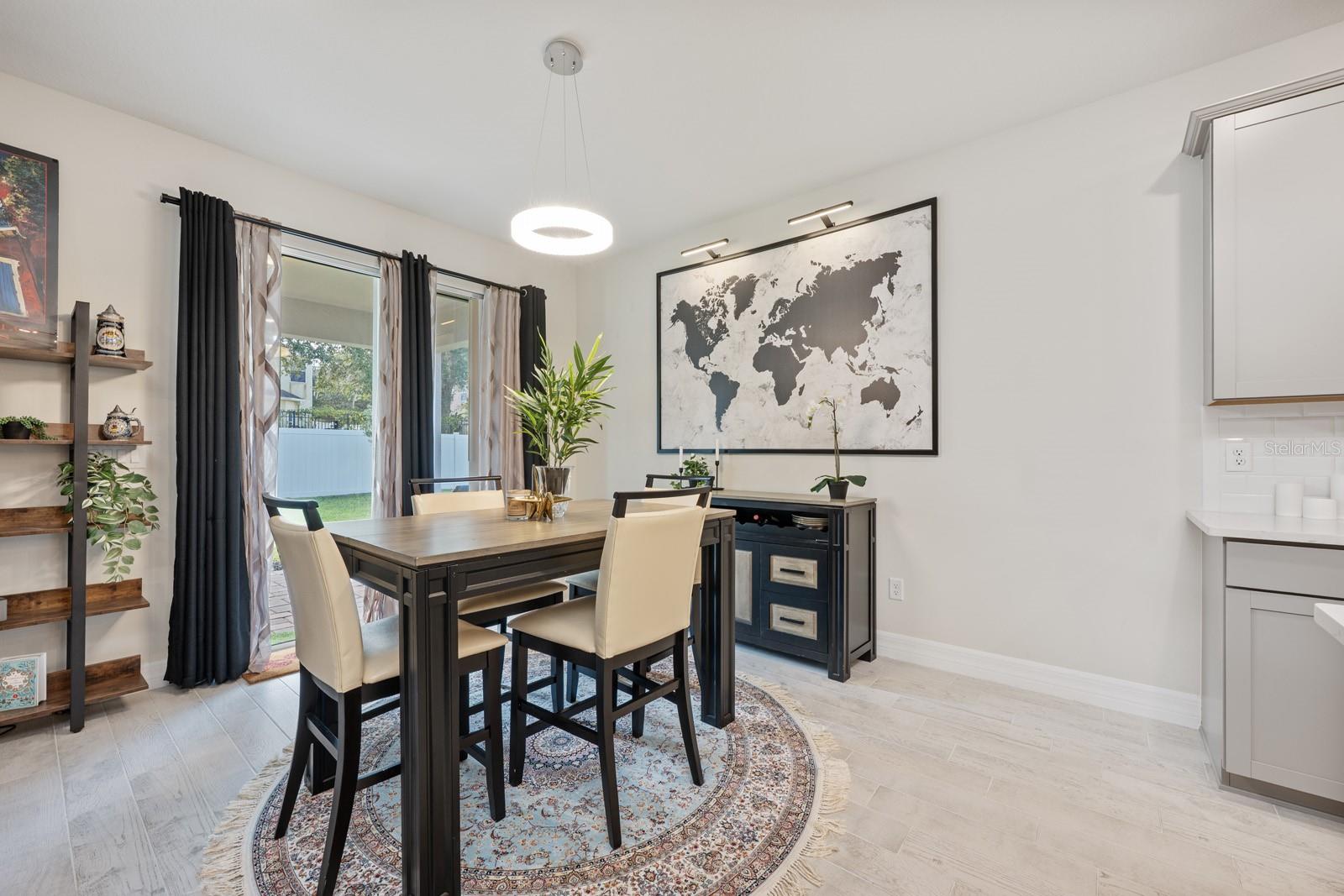 Image 18 of 52 For 2713 Hilltop Loop