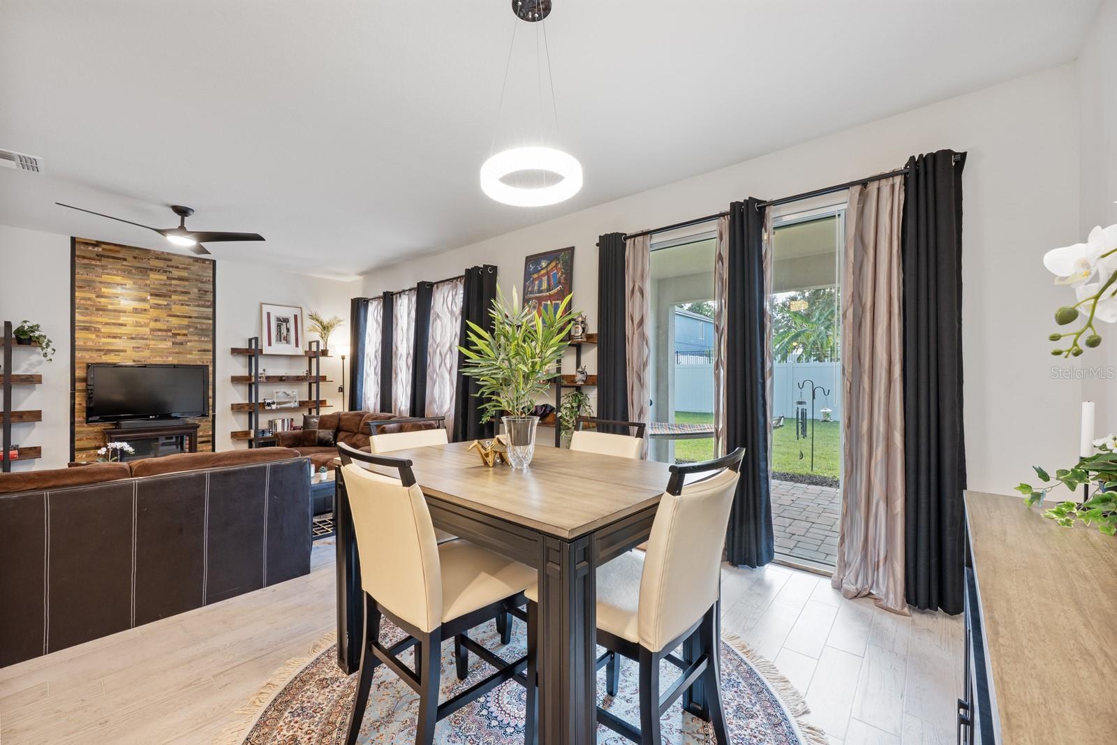 Image 22 of 52 For 2713 Hilltop Loop