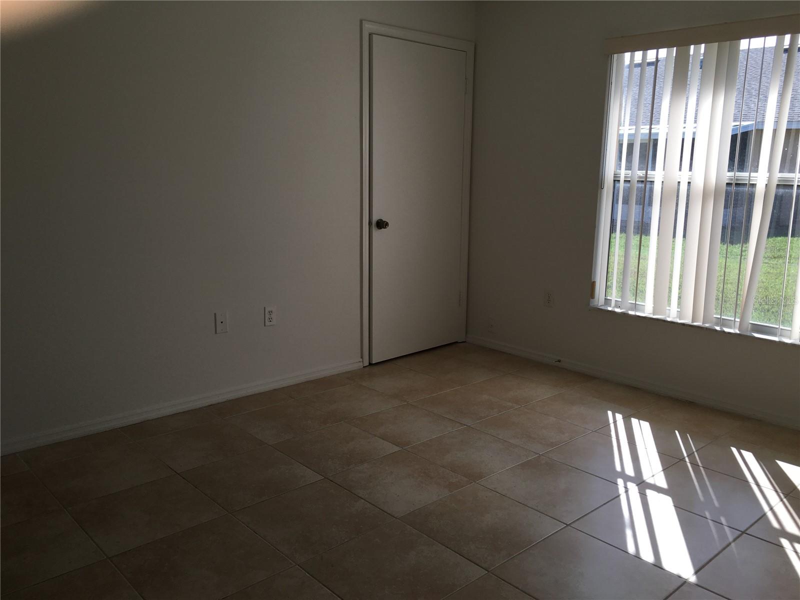 Image 13 of 26 For 14557 Laguna Beach Circle