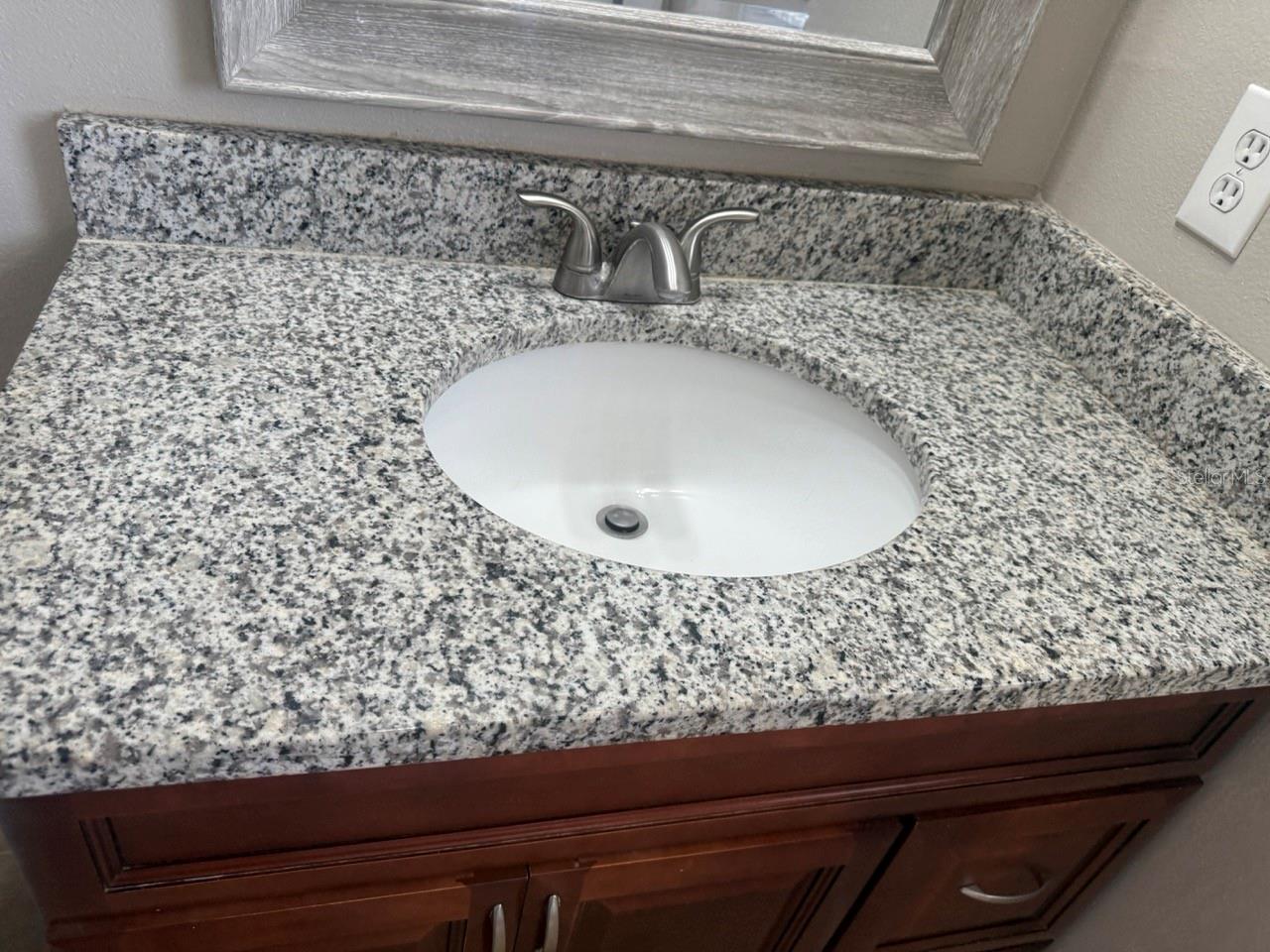 Image 17 of 26 For 14557 Laguna Beach Circle