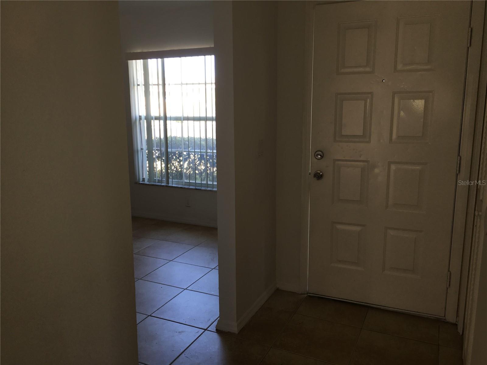 Image 21 of 26 For 14557 Laguna Beach Circle