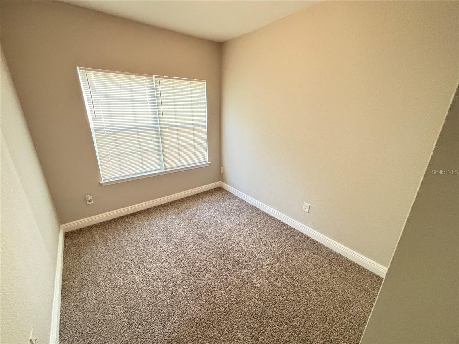 Image 14 of 20 For 3719 Lake Orlando Parkway 05