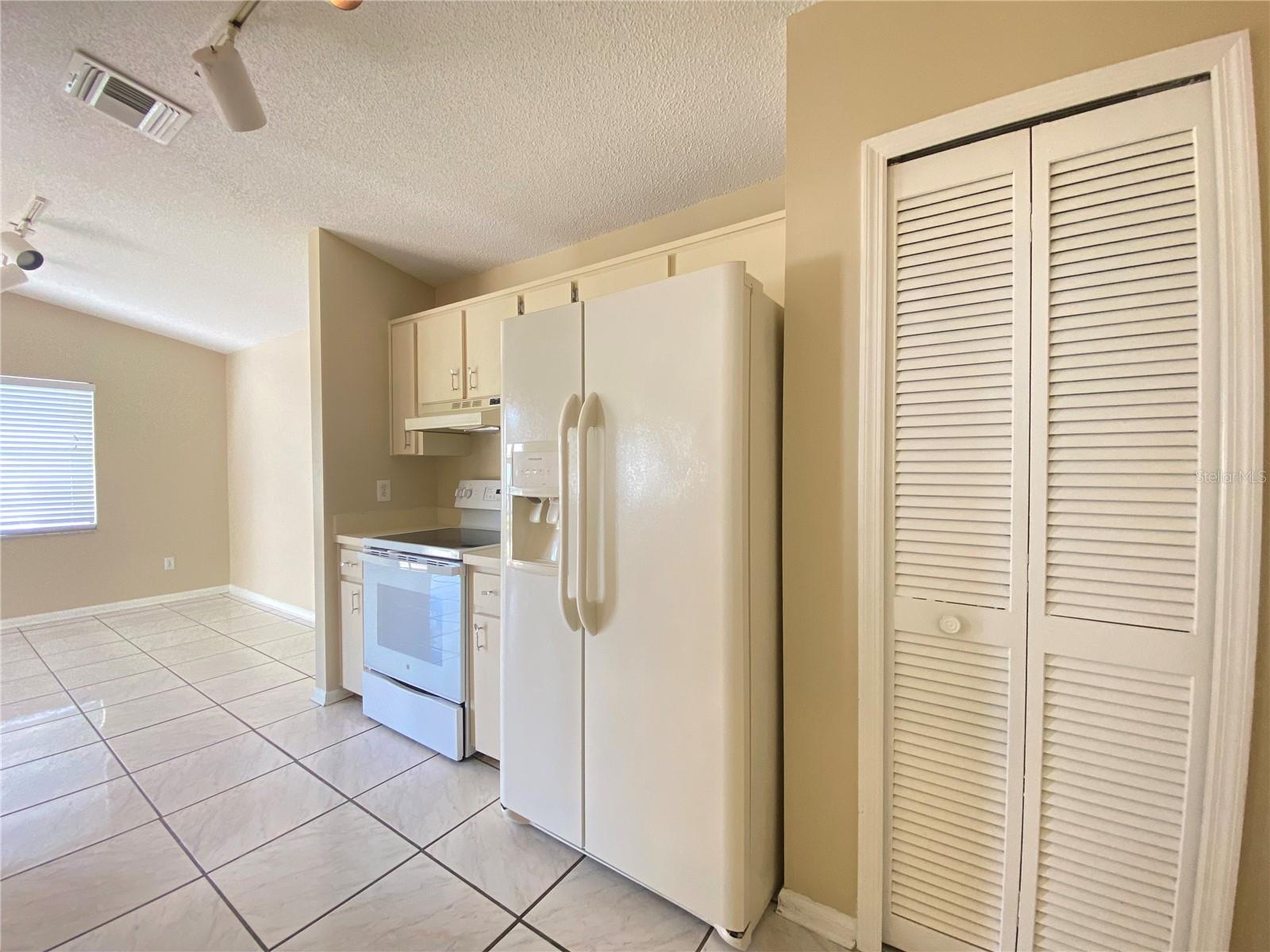 Image 11 of 23 For 3042 Woolridge Drive