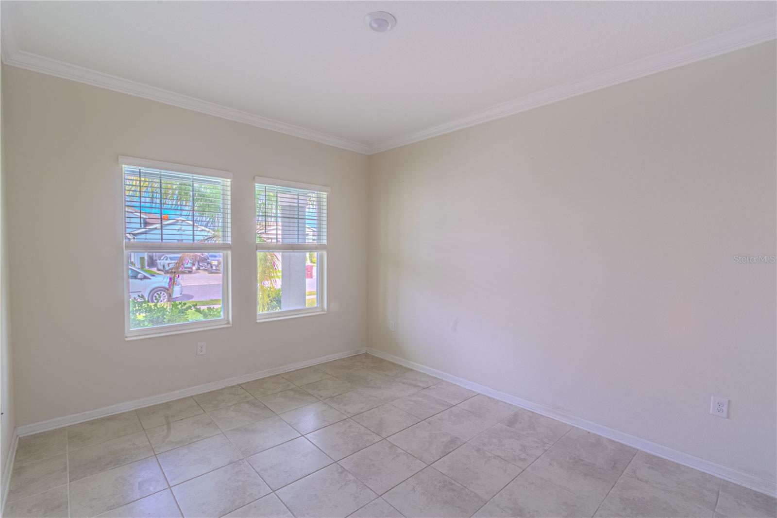 Image 4 of 12 For 5317 Amersham Lane