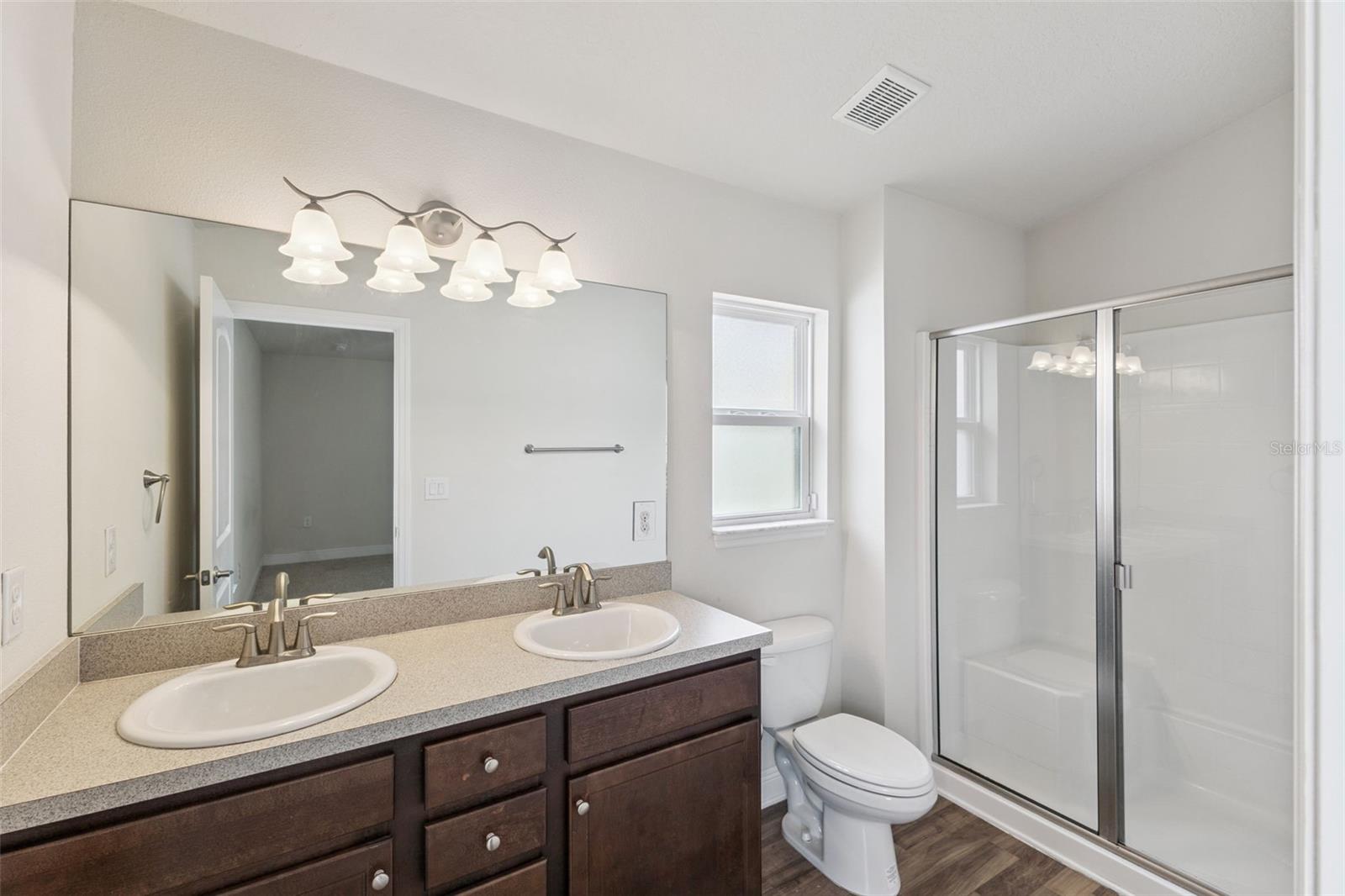 Image 11 of 24 For 458 Macon Drive