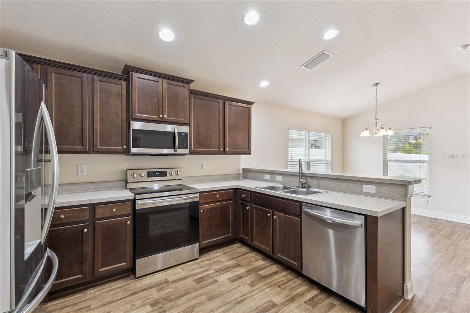 Image 3 of 24 For 458 Macon Drive