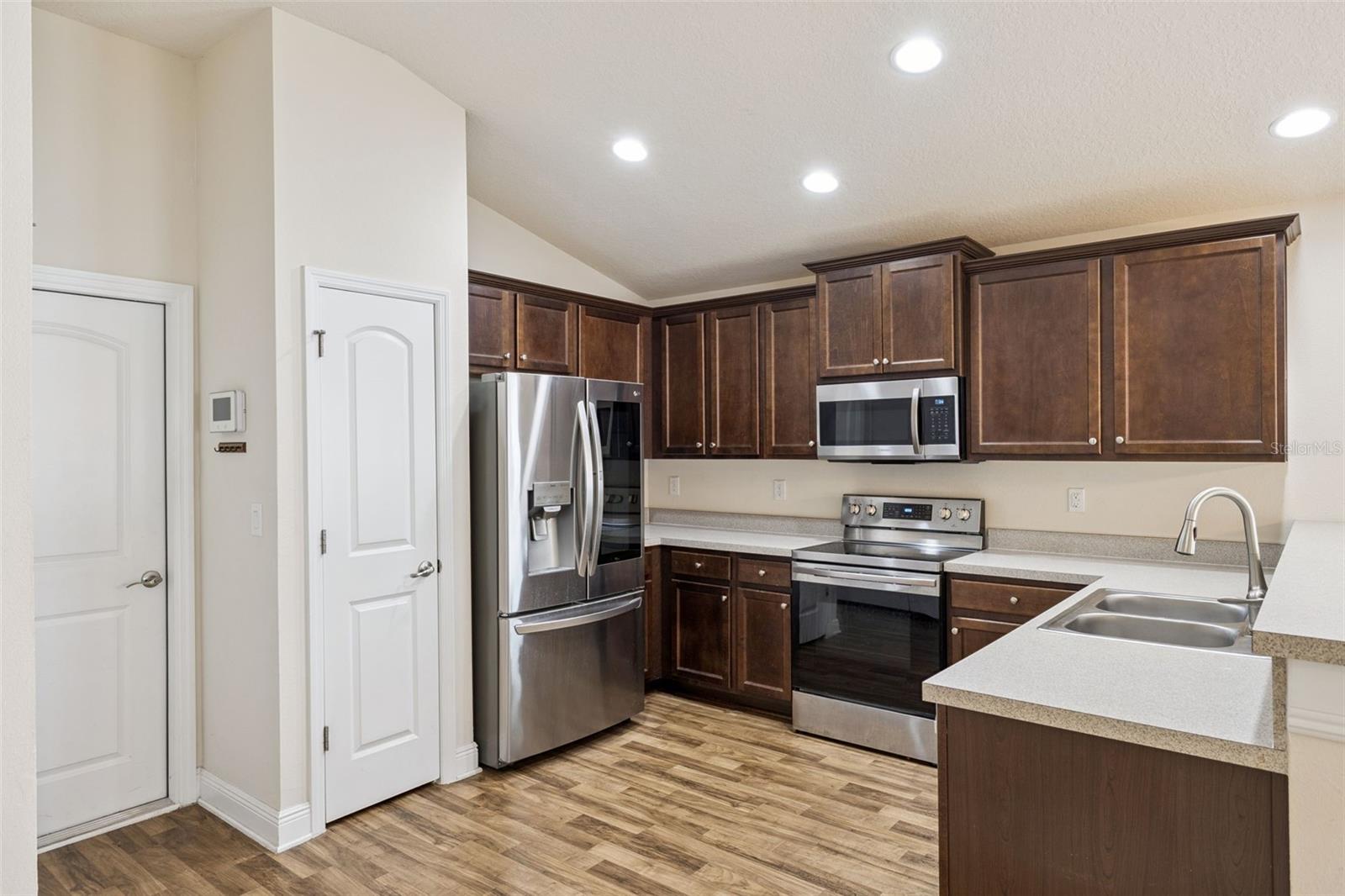 Image 5 of 24 For 458 Macon Drive