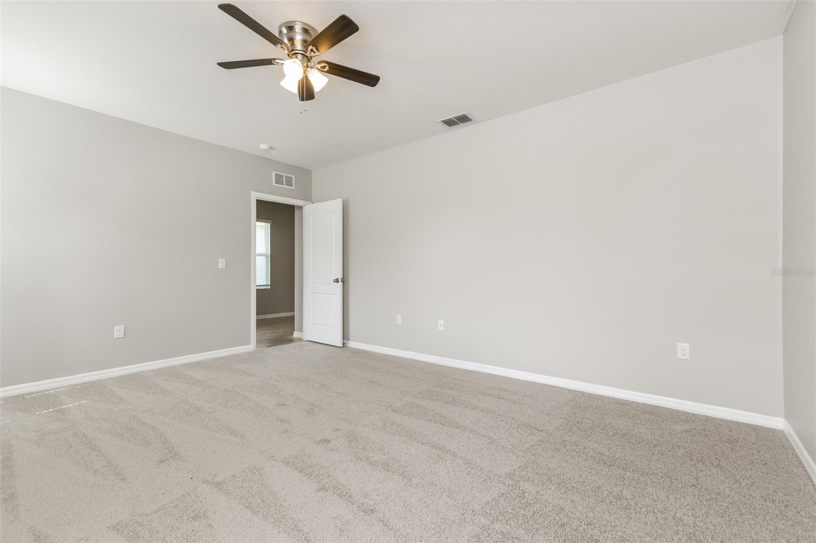 Image 12 of 21 For 571 Autumn Stream Drive