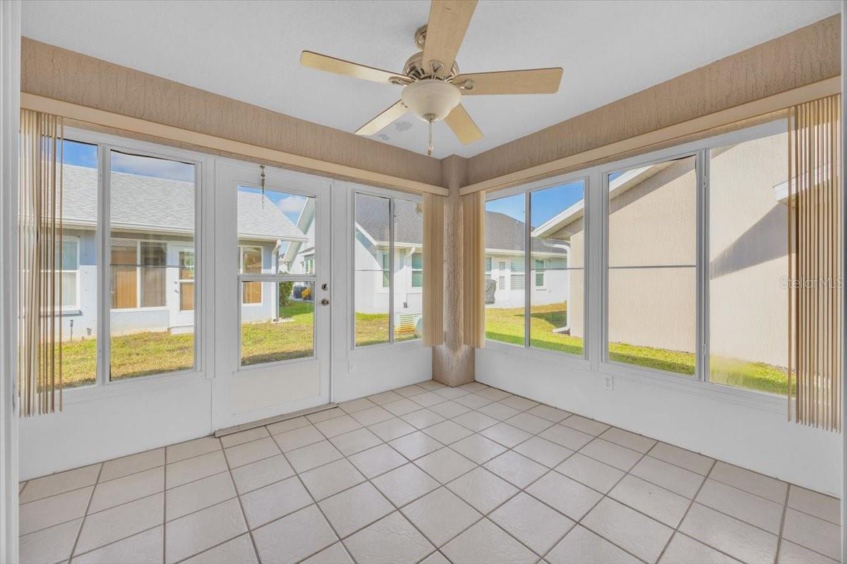 Image 19 of 39 For 514 Sweetwater Way