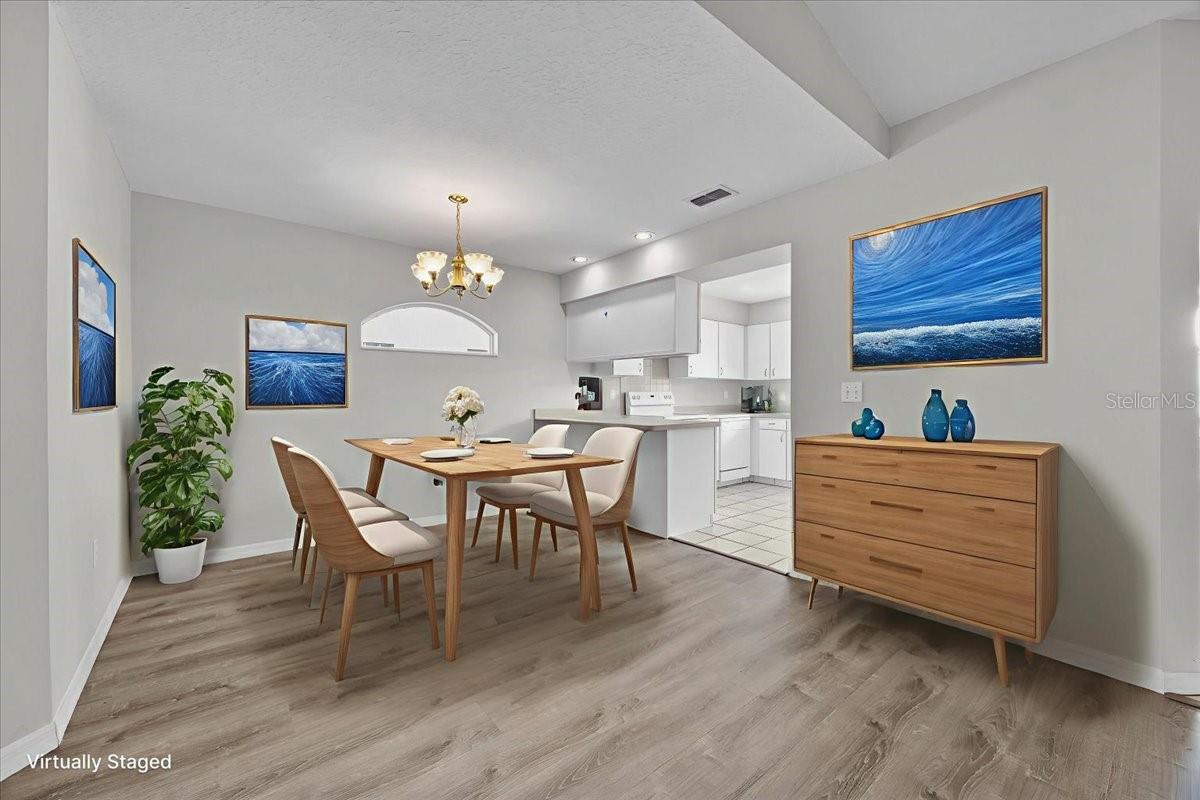 Image 7 of 39 For 514 Sweetwater Way