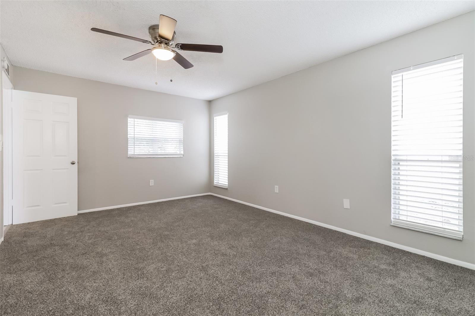 Image 15 of 21 For 12125 Shadow Ridge Boulevard