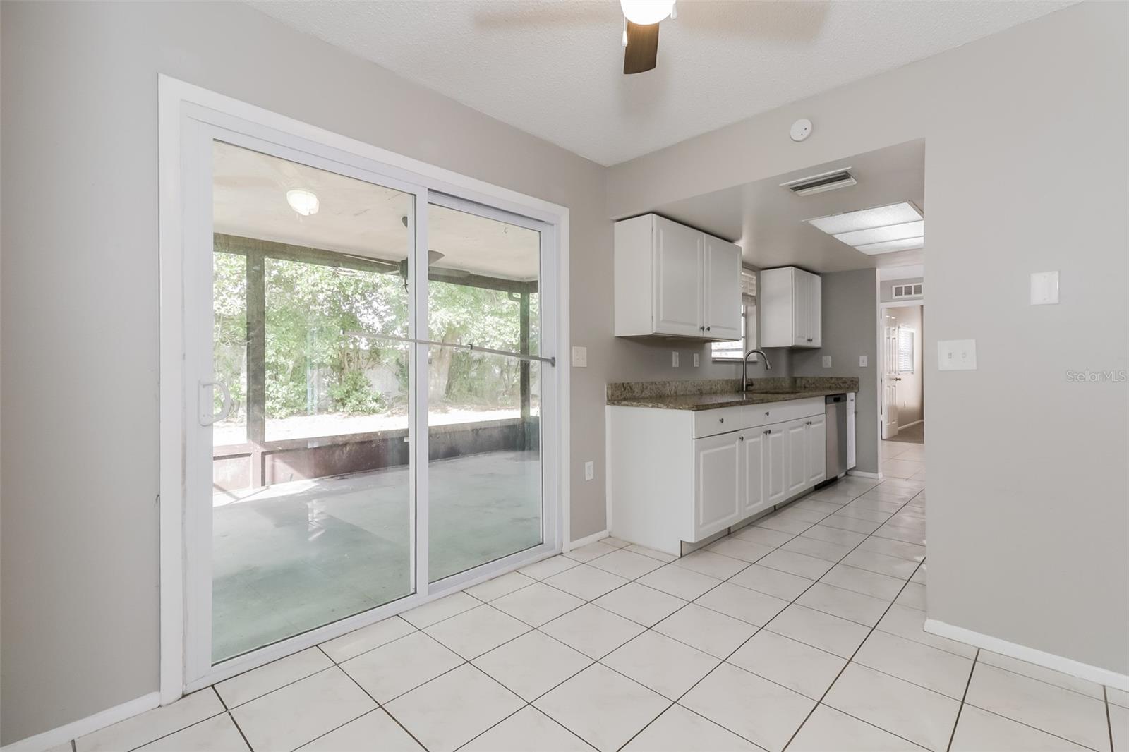 Image 6 of 21 For 12125 Shadow Ridge Boulevard