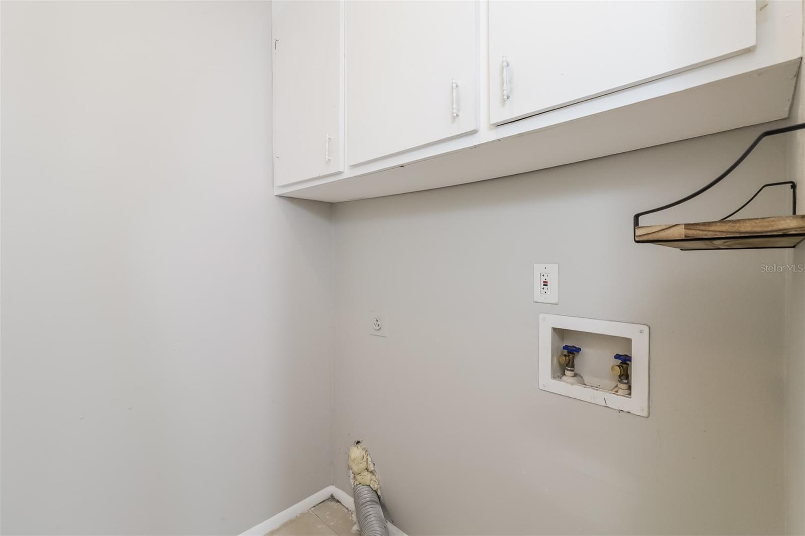 Image 9 of 21 For 12125 Shadow Ridge Boulevard