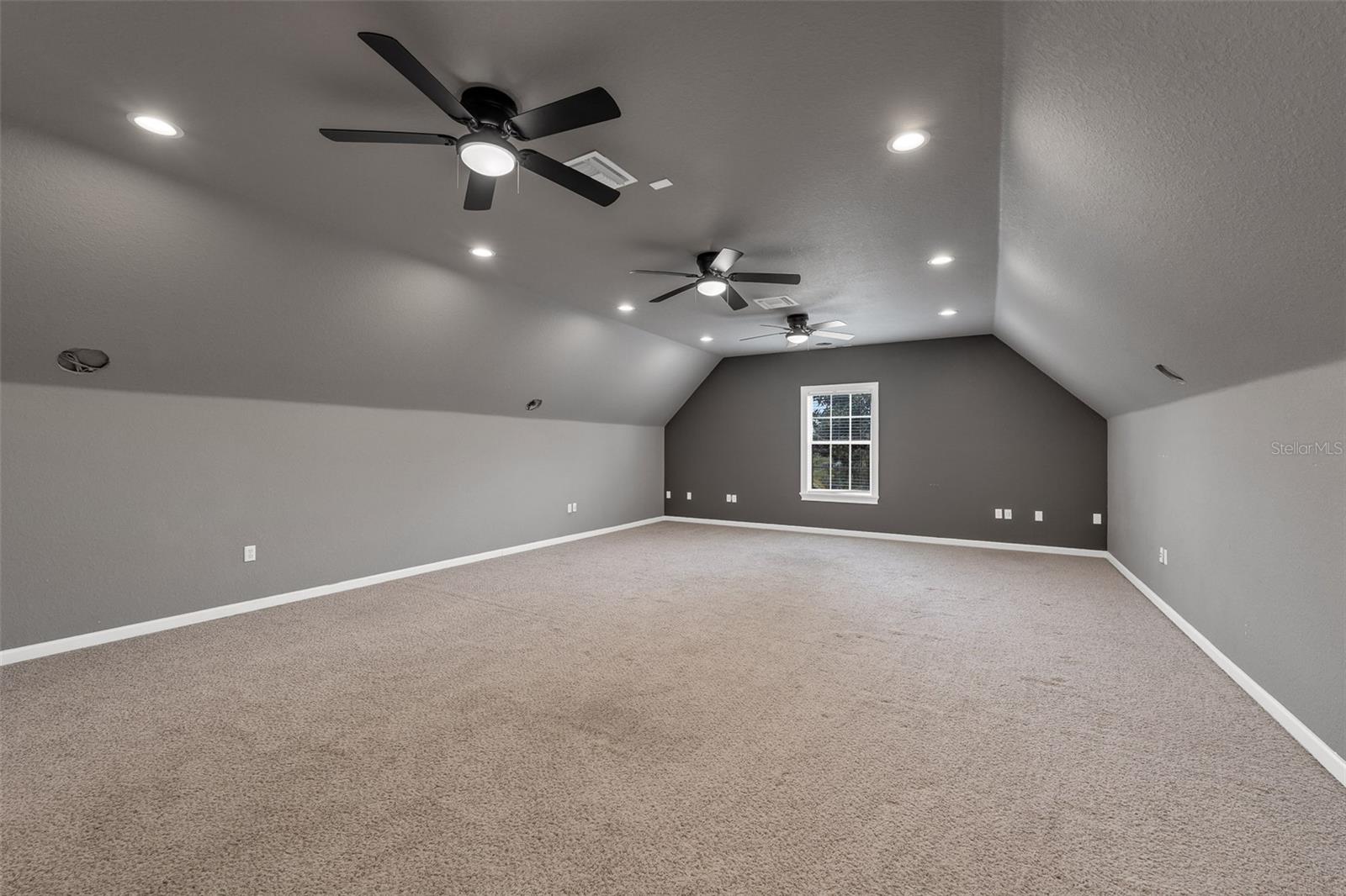 Image 33 of 60 For 1698 Taylor Ridge Loop